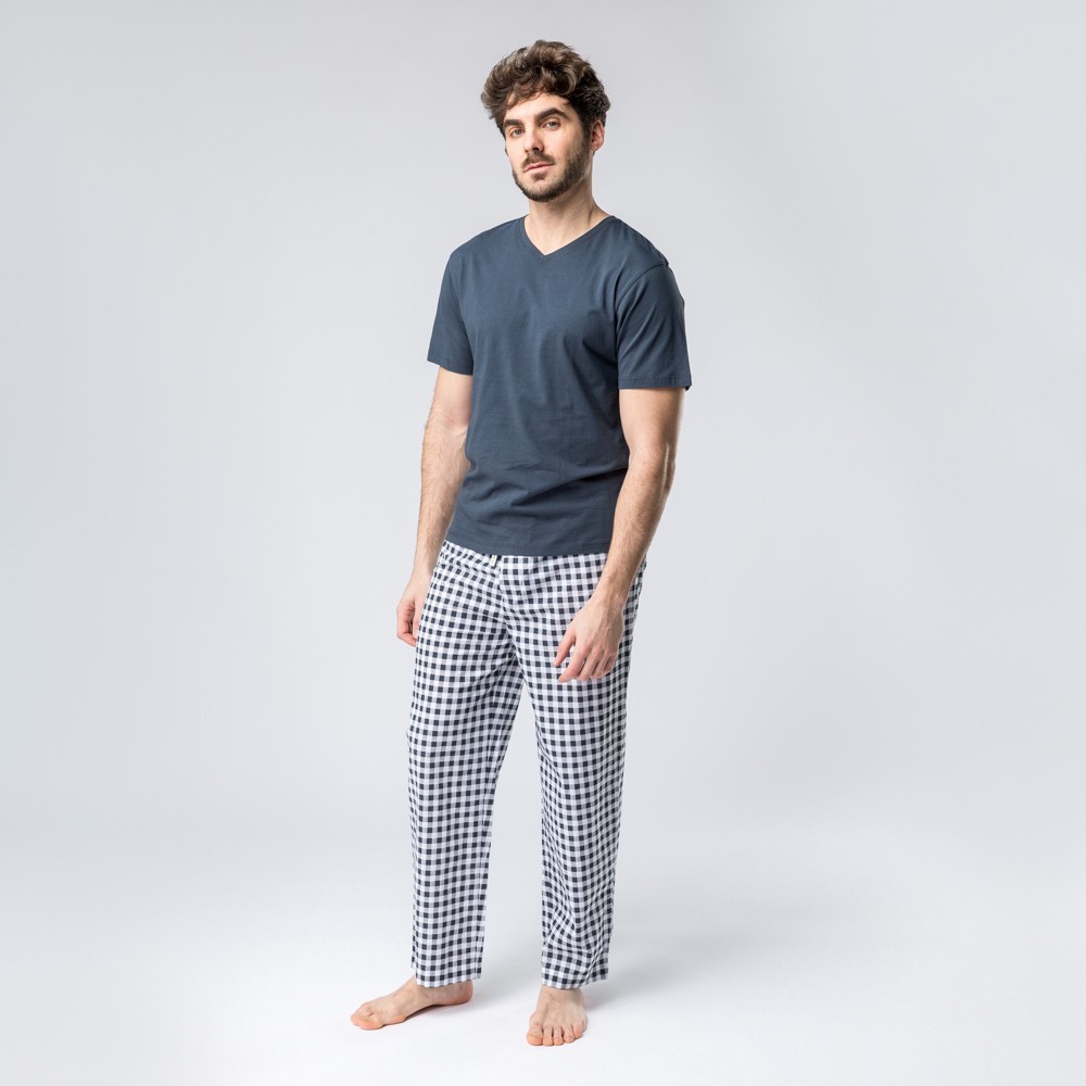 PIJAMA PARA HOMBRE DE ALGODON ECOLOGICO MODELO AKAHATA DE COLOR TINTA VICHY PIJAMA PARA HOMBRE DE ALGODON ECOLOGICO MODELO AKAHATA DE COLOR TINTA VICHY