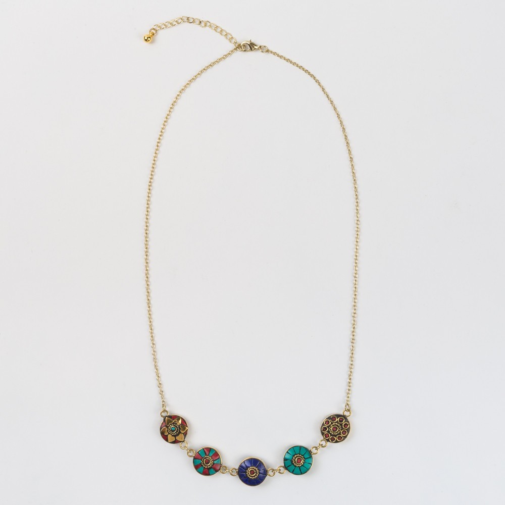 COLLAR HECHO A MANO DE LATON Y RESINA MODELO ATENA DISEÑO MOSAICO