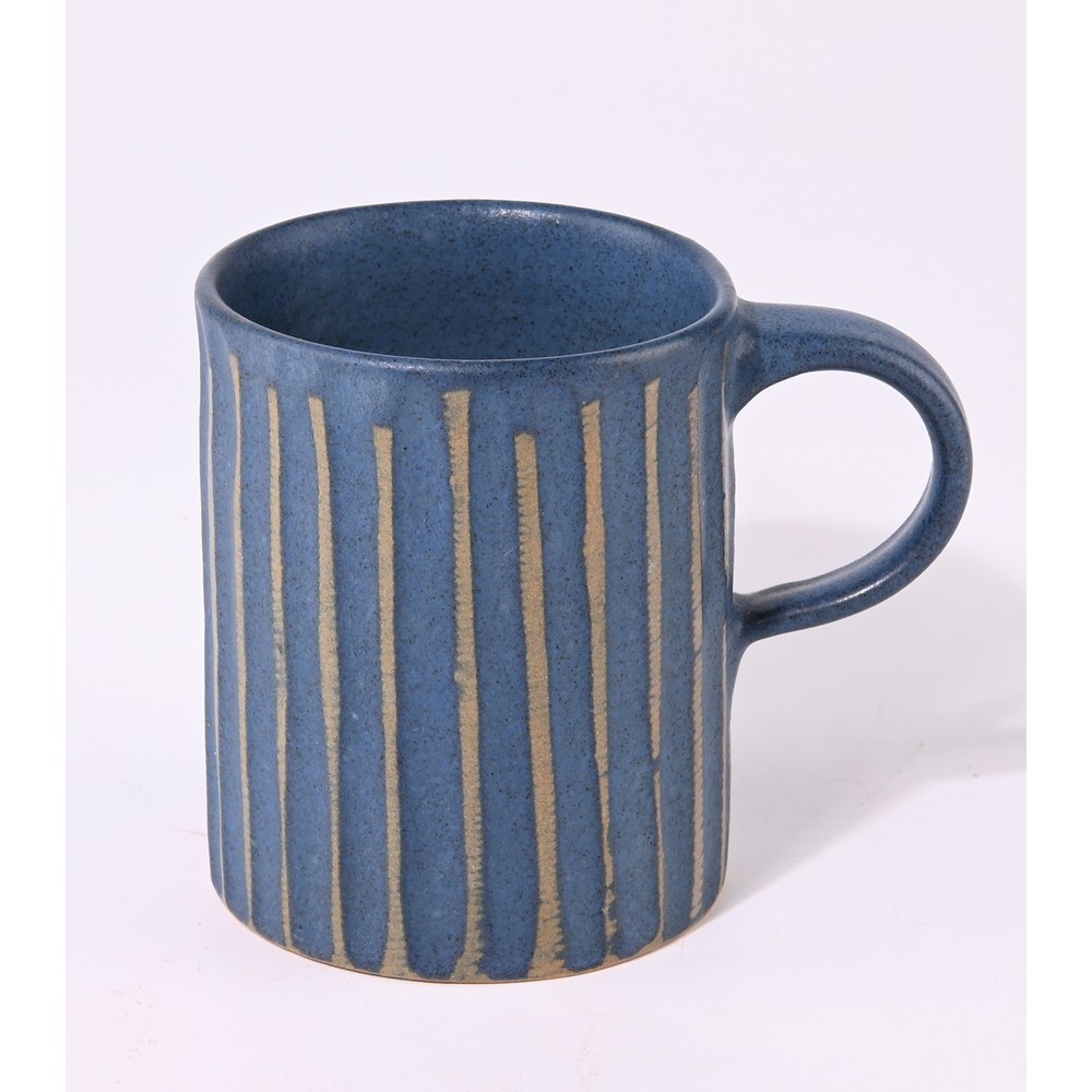 TAZA ARTESANAL DE CERAMICA CON DISEÑO AZUL RAYAS AMARILLAS