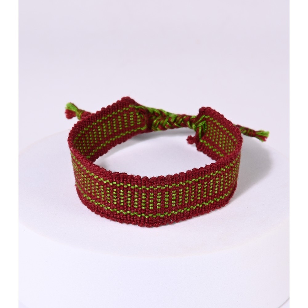 PULSERA HECHA A MANO DE ALGODÓN ROJA VERDE