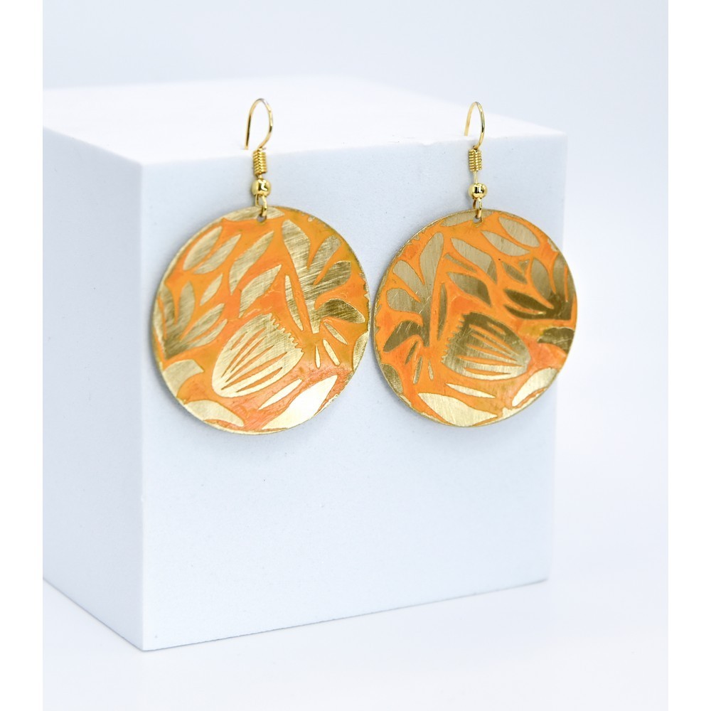 PENDIENTES DE LATÓN CON RELIEVE COLOR AMARILLO