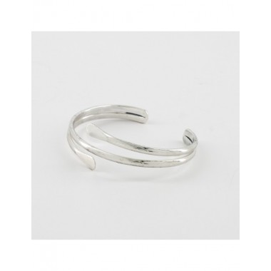 PULSERA ARTESANAL AJUSTABLE DE LATÓN CHAPADO EN PLATA 