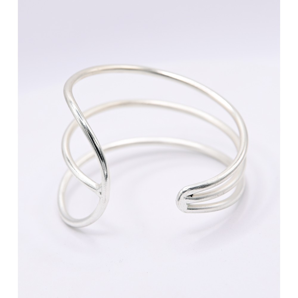 BRAZALETE ARTESANAL AJUSTABLE DE LATÓN PLATEADO
