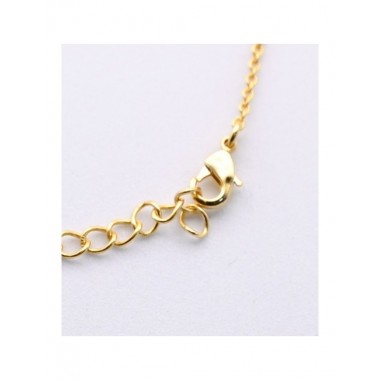 COLLAR ARTESANAL DE LATÓN CHAPADO EN ORO MOTIVO HOJA DE LOTO