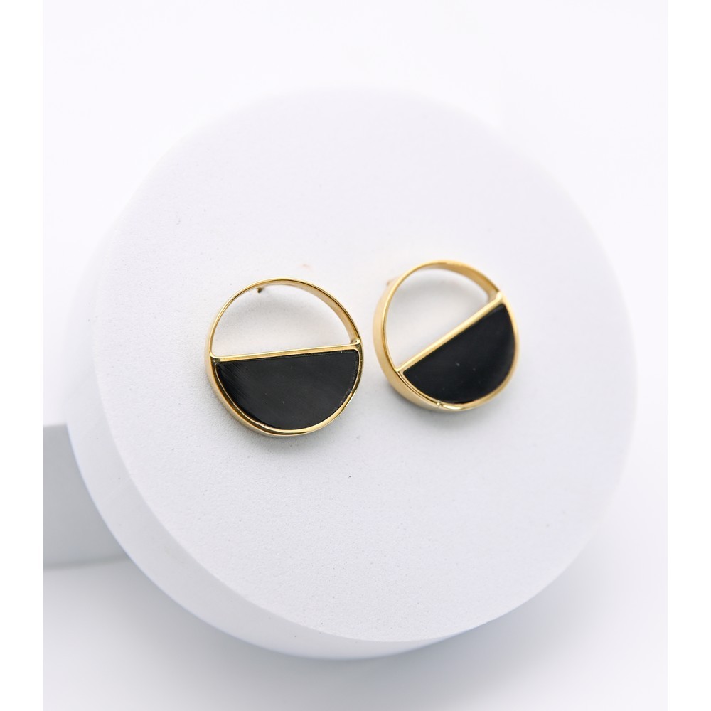 PENDIENTES ARTESANALES DE LATÓN MOTIVO MITADES COLOR NEGRO