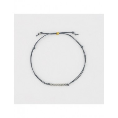 PULSERA ARTESANAL DE CORDÓN GRIS Y CUENTAS DE CUARZO